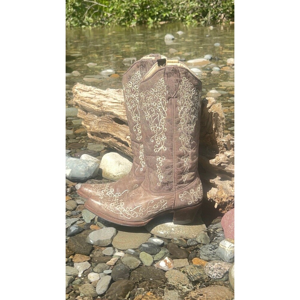 Corral Women's Crater with Bone Embroidery Western Boots (Style A1094)